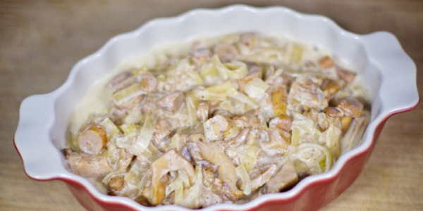 Лисички в сметане - рецепты приготовления с мясом, картошкой и сыром на сковороде или в духовке